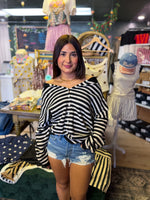 Load image into Gallery viewer, Black striped cardi

