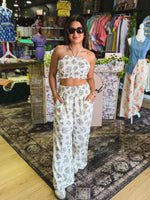 Load image into Gallery viewer, Wide legged halter set
