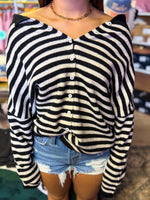Load image into Gallery viewer, Black striped cardi
