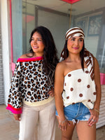 Load image into Gallery viewer, Leopard wide sleeved top
