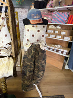 Load image into Gallery viewer, Vintage camo balloon pants
