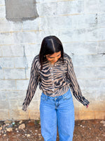 Load image into Gallery viewer, Zebra sweater cardi
