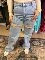 Load image into Gallery viewer, Rhinestone washed jeans

