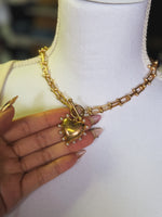 Load image into Gallery viewer, Gold chain heart necklace
