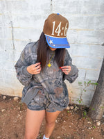 Load image into Gallery viewer, Real tree camo mock neck
