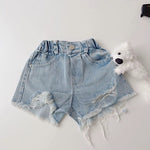 Load image into Gallery viewer, light wash distressed shorts
