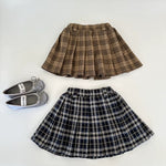 Load image into Gallery viewer, Sara&#39;s plaid skirt
