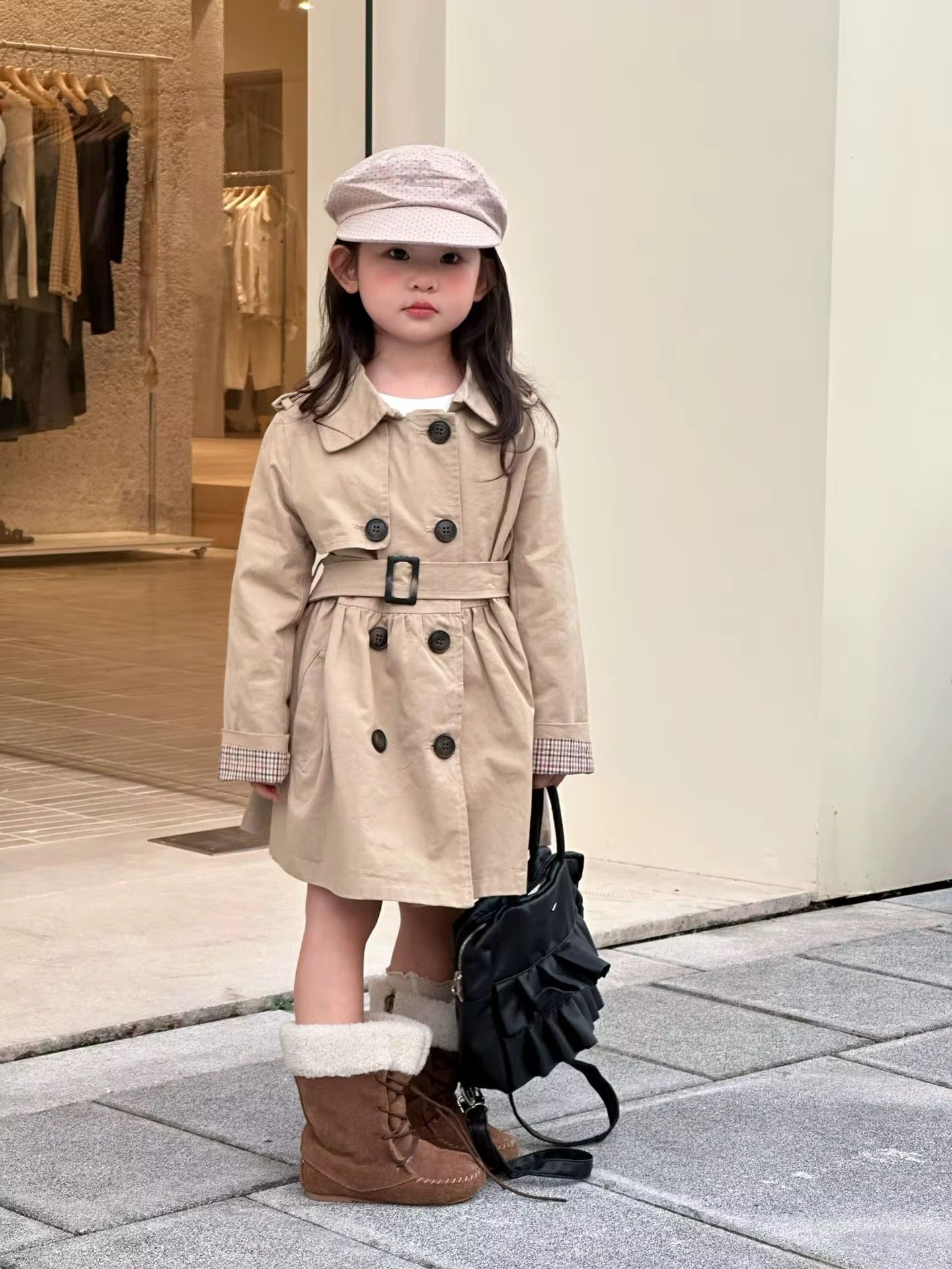 Taylor's trench coat