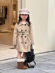 Taylor's trench coat