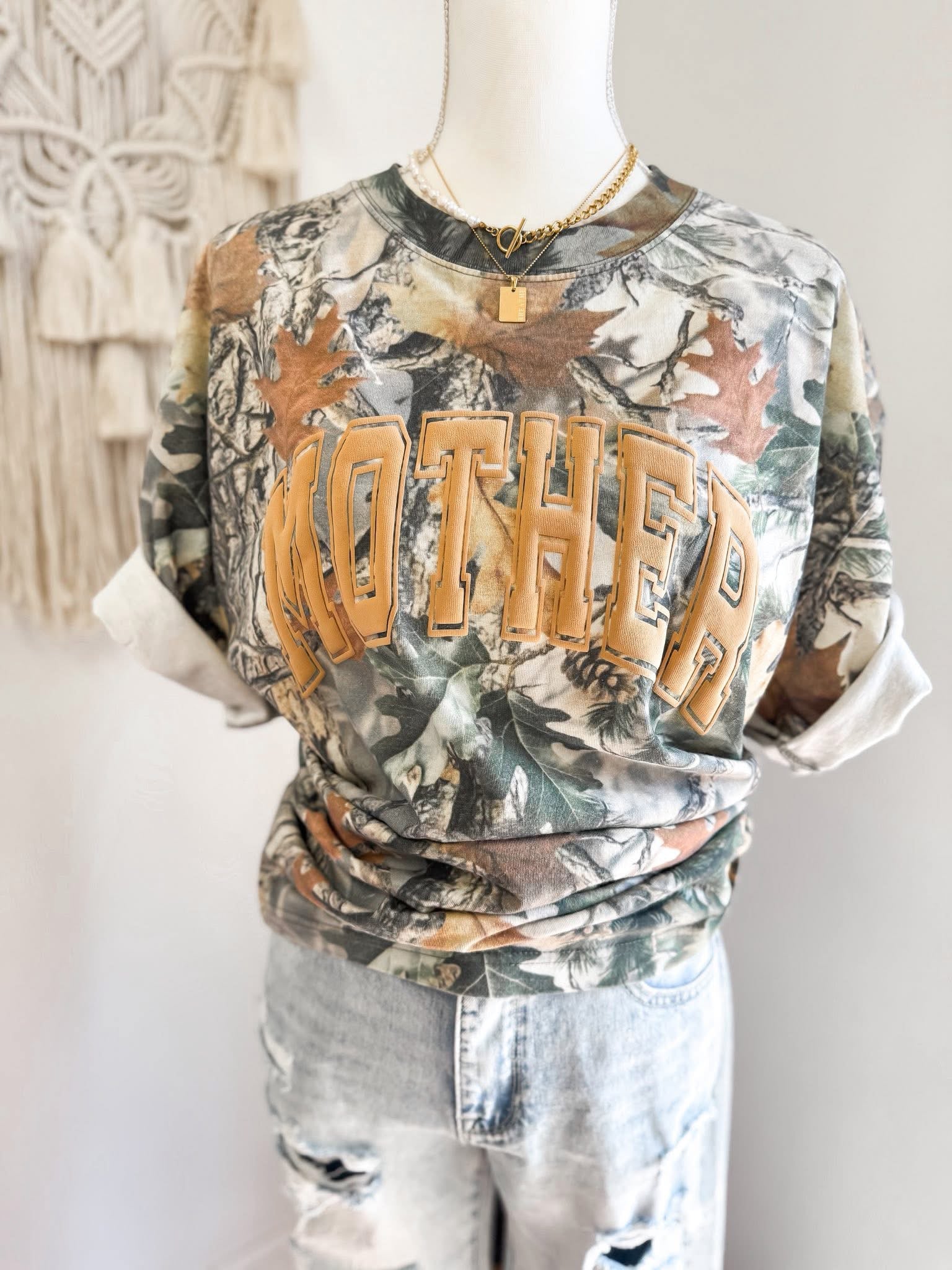 mama camo puff tee